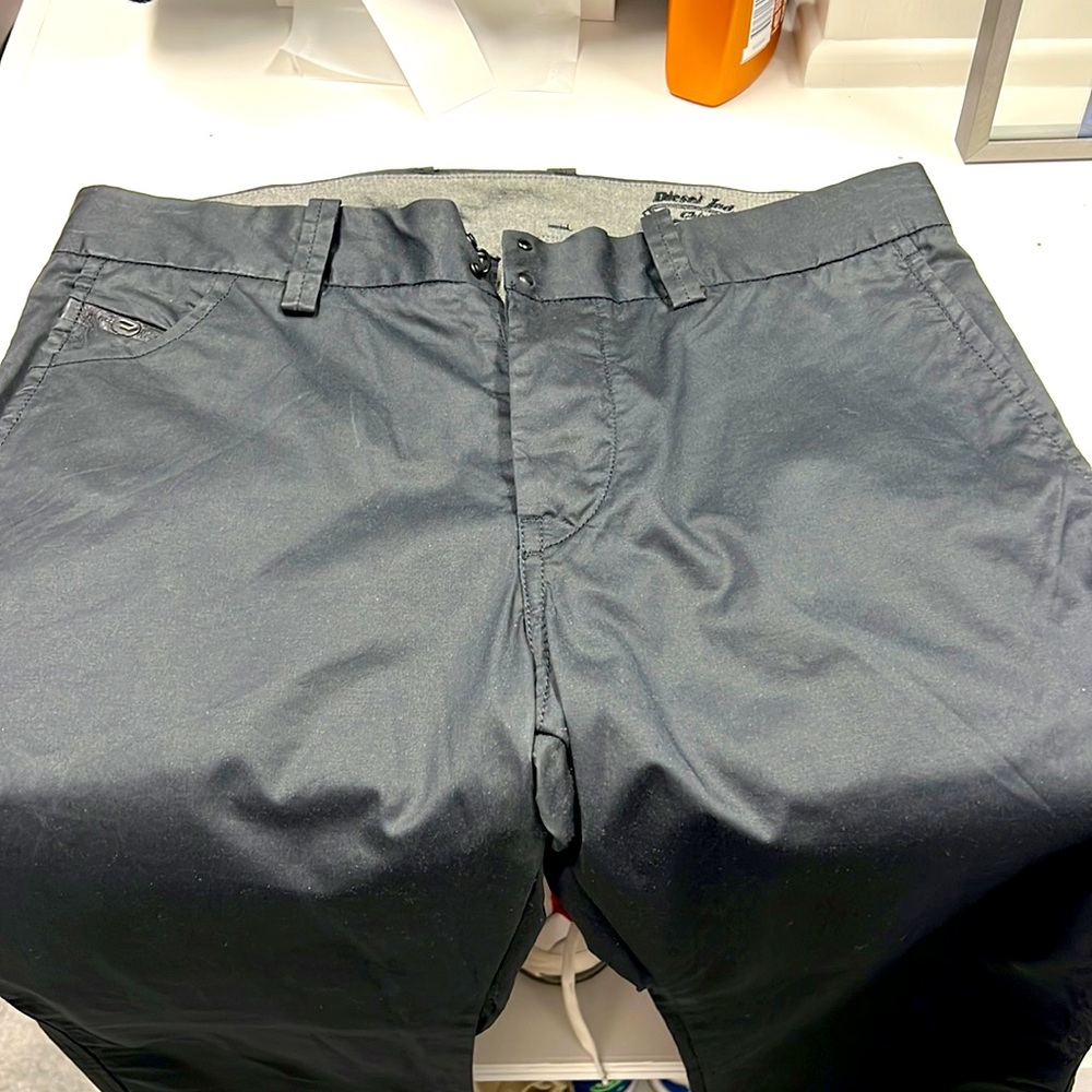 Never worn black Diesel pants. Size 30x30. Awesome pants but never used.